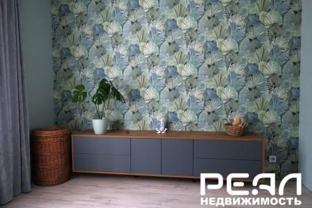 Жилой дом с участком 10.4 сот. ИЖС