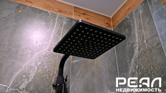 Жилой дом с участком 10.4 сот. ИЖС