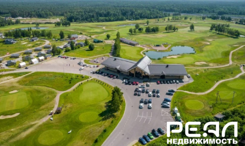 Жилой дом с участком 10.4 сот. ИЖС