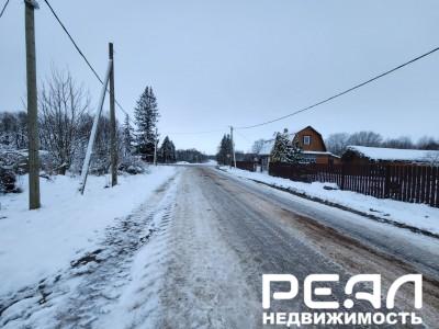 Жилой дом с участком 3 сот. в садоводстве