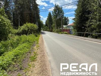 Жилой дом с участком 13.96 сот. ИЖС