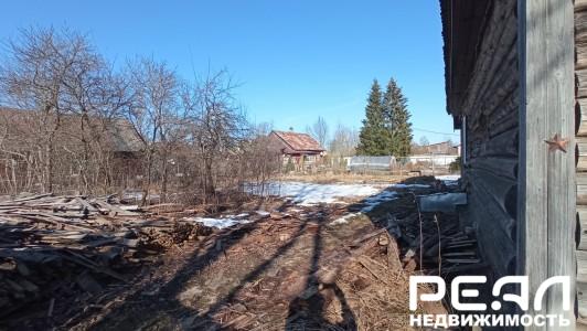 Жилой дом с участком 9.61 сот. ИЖС