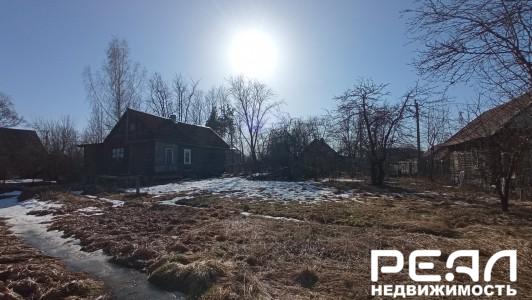 Жилой дом с участком 9.61 сот. ИЖС