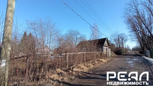 Жилой дом с участком 9.61 сот. ИЖС