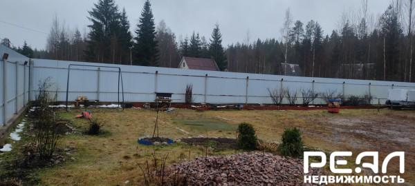 Жилой дом с участком 1 сот. в садоводстве