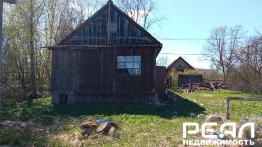Жилой дом с участком 9.61 сот. ИЖС