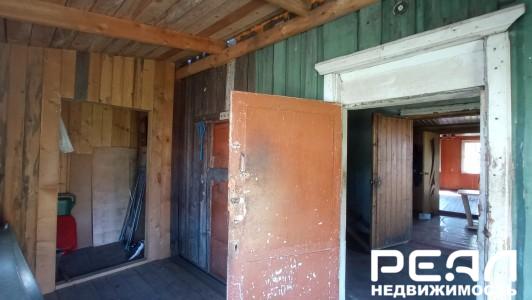 Жилой дом с участком 9.61 сот. ИЖС