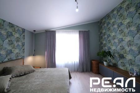 Жилой дом с участком 10.4 сот. ИЖС