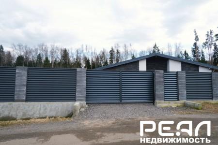 Жилой дом с участком 10.4 сот. ИЖС