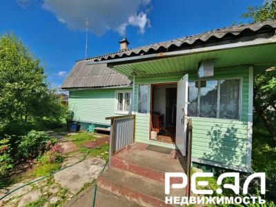 Жилой дом с участком 1 сот. ИЖС