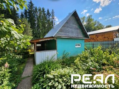 Жилой дом с участком 1 сот. ИЖС