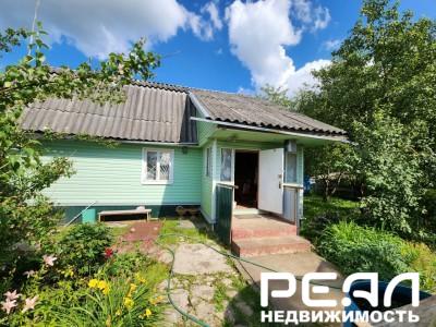 Жилой дом с участком 1 сот. ИЖС