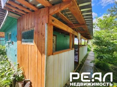 Жилой дом с участком 1 сот. ИЖС